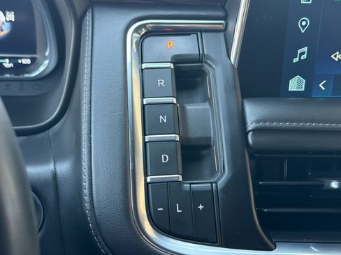 Used 2024 Chevrolet Tahoe LT AWD/4WD image 25
