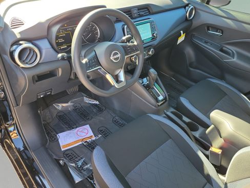 New 2025 Nissan Versa SV w/ Trunk Package FWD image 15