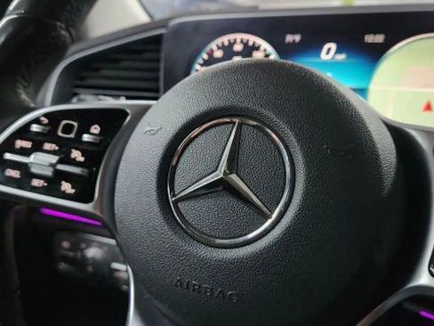 Used 2020 Mercedes-Benz GLE 350 GLE 350 4MATIC Sport Utility 4 w/ Premium Package image 27