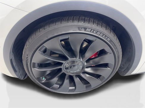 Used 2022 Tesla Model Y Performance image 85