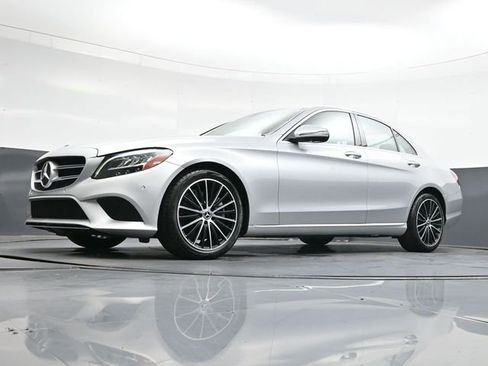 Used 2020 Mercedes-Benz C 300 Sedan image 40