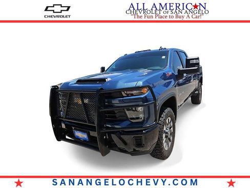 Used 2026 Chevrolet Silverado 2500 Custom w/ Z71 Off-Road Package AWD/4WD image 1