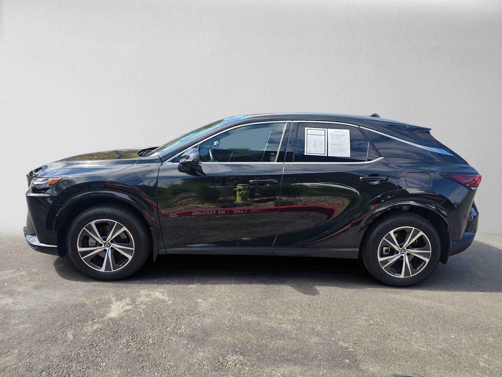 Used 2025 Lexus RX 350 Premium FWD image 6