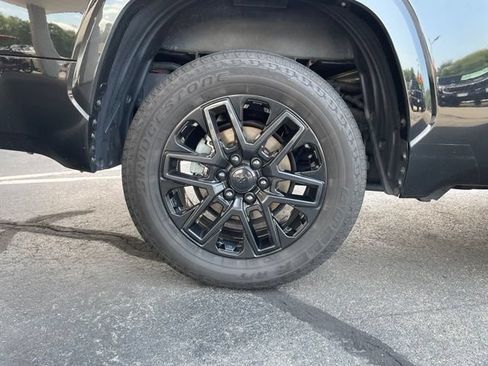 Used 2022 Toyota Tundra Limited AWD/4WD image 39