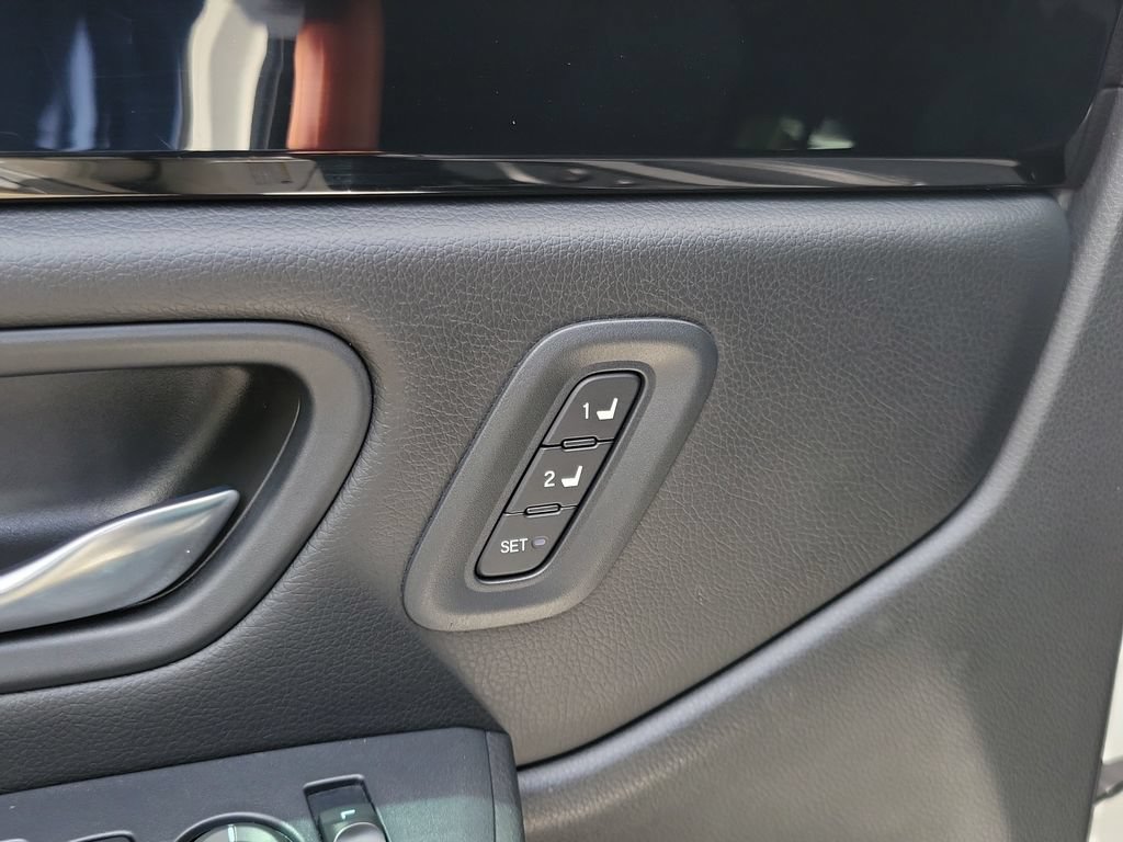 Used 2023 Honda Pilot EX-L image 19