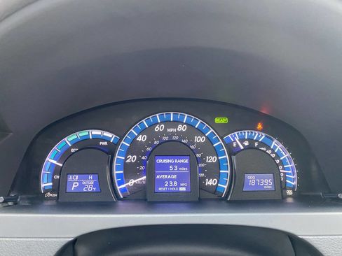 Used 2012 Toyota Camry XLE w/ Leather Pkg image 23