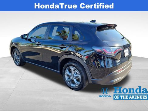 Certified 2026 Honda HR-V LX image 4