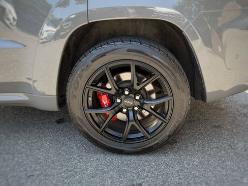 Used 2021 Jeep Grand Cherokee SRT AWD/4WD image 16