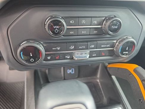 Certified 2022 Ford Bronco Badlands AWD/4WD image 15