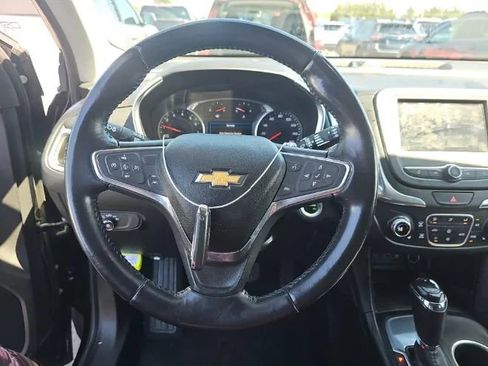 Used 2019 Chevrolet Equinox LT w/ Driver Convenience Package FWD image 7