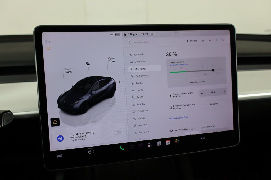 Used 2023 Tesla Model Y Long Range AWD/4WD image 28