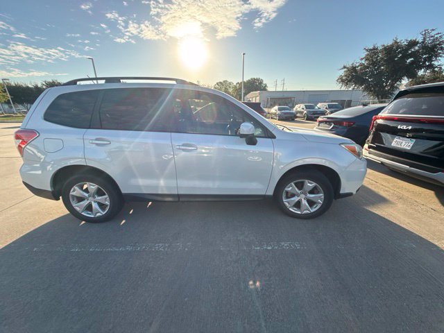 Used 2015 Subaru Forester 2.5i Premium AWD/4WD image 5