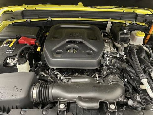 Used 2023 Jeep Wrangler Unlimited Rubicon 4xe image 39