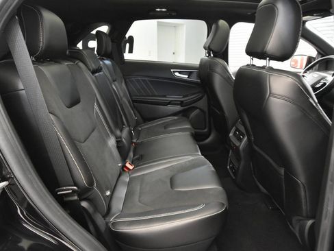 Used 2021 Ford Edge ST w/ Equipment Group 401A AWD/4WD image 18