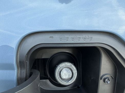 Used 2024 Ford Bronco Outer Banks image 32