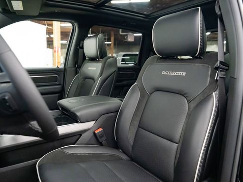 New 2026 RAM 1500 Laramie AWD/4WD image 25