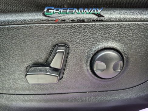 Used 2023 RAM 1500 Big Horn AWD/4WD image 16