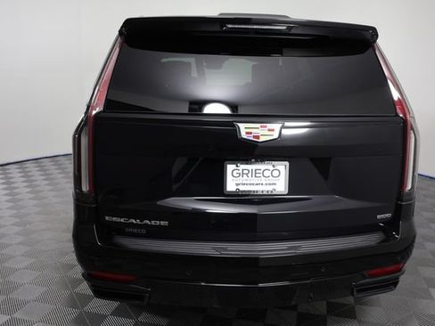 Used 2023 Cadillac Escalade Sport AWD/4WD image 7
