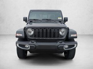 New 2026 Jeep Gladiator Sport video 2