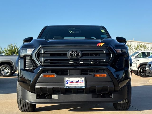 Used 2026 Toyota Tacoma SR5 AWD/4WD image 2