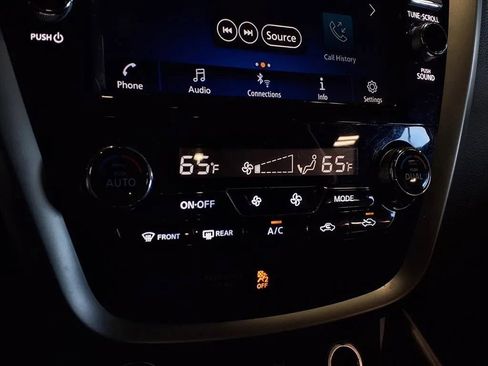 Used 2023 Nissan Murano S image 22