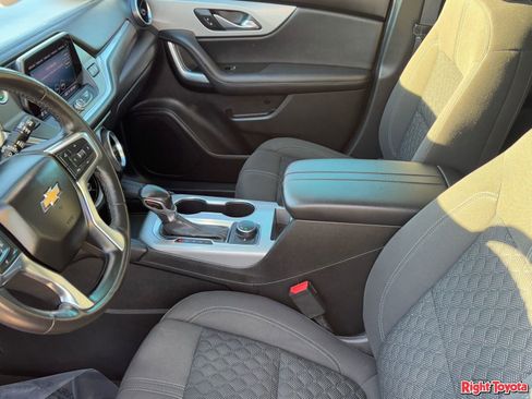 Used 2019 Chevrolet Blazer LT image 17