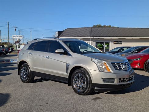 Used 2015 Cadillac SRX Luxury w/ Driver Awareness Package image 7