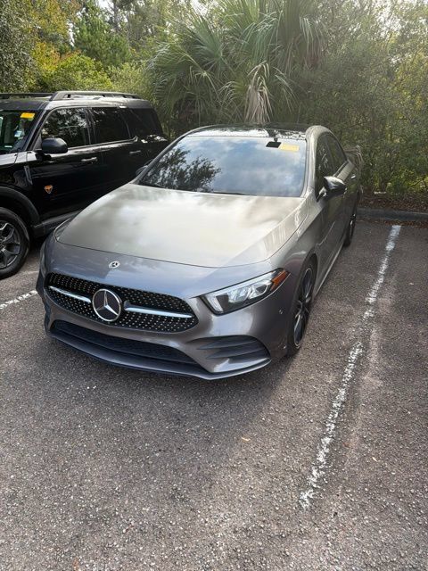 Used 2019 Mercedes-Benz A 220 4MATIC image 1