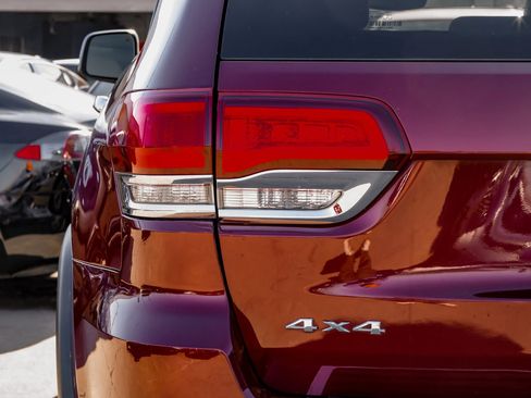 Used 2021 Jeep Grand Cherokee Limited w/ Luxury Group II image 54