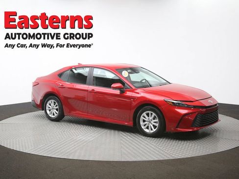 Used 2025 Toyota Camry LE FWD image 47