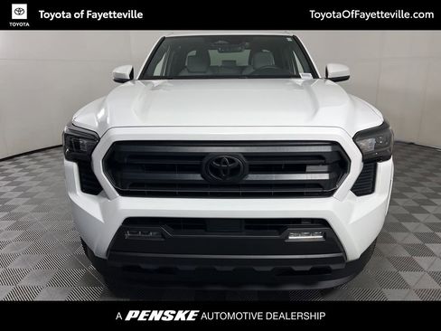 Certified 2025 Toyota Tacoma SR5 image 15