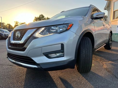 Used 2020 Nissan Rogue SL image 9