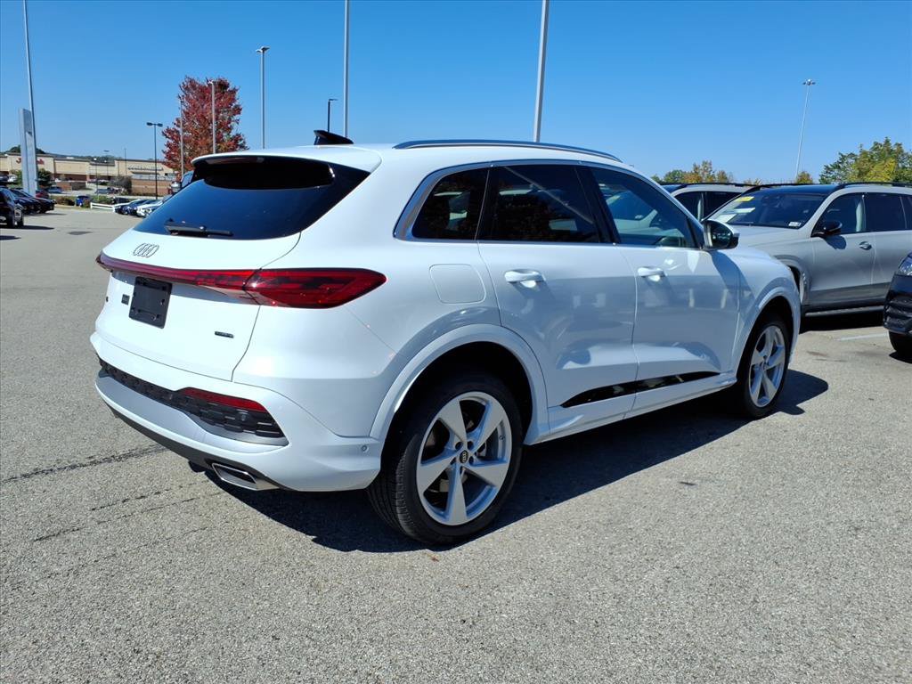Used 2026 Audi Q5 Premium Plus AWD/4WD image 3