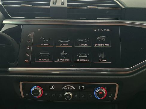 New 2025 Audi Q3 2.0T Premium Plus image 9