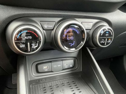 New 2026 Hyundai Venue SEL image 16