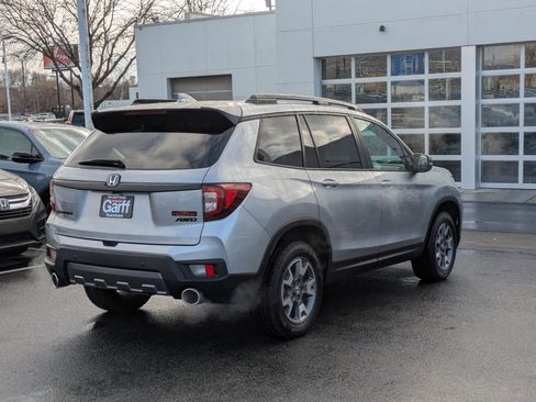 Certified 2023 Honda Passport TrailSport image 3