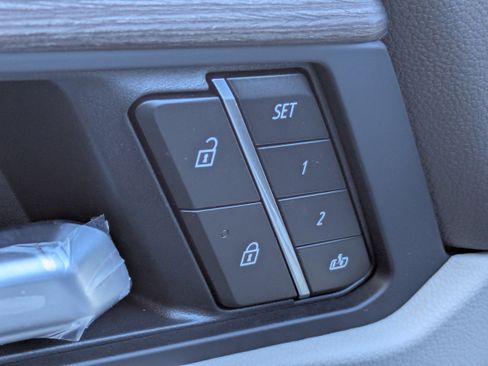 New 2026 GMC Acadia Denali w/ Super Cruise Package image 23