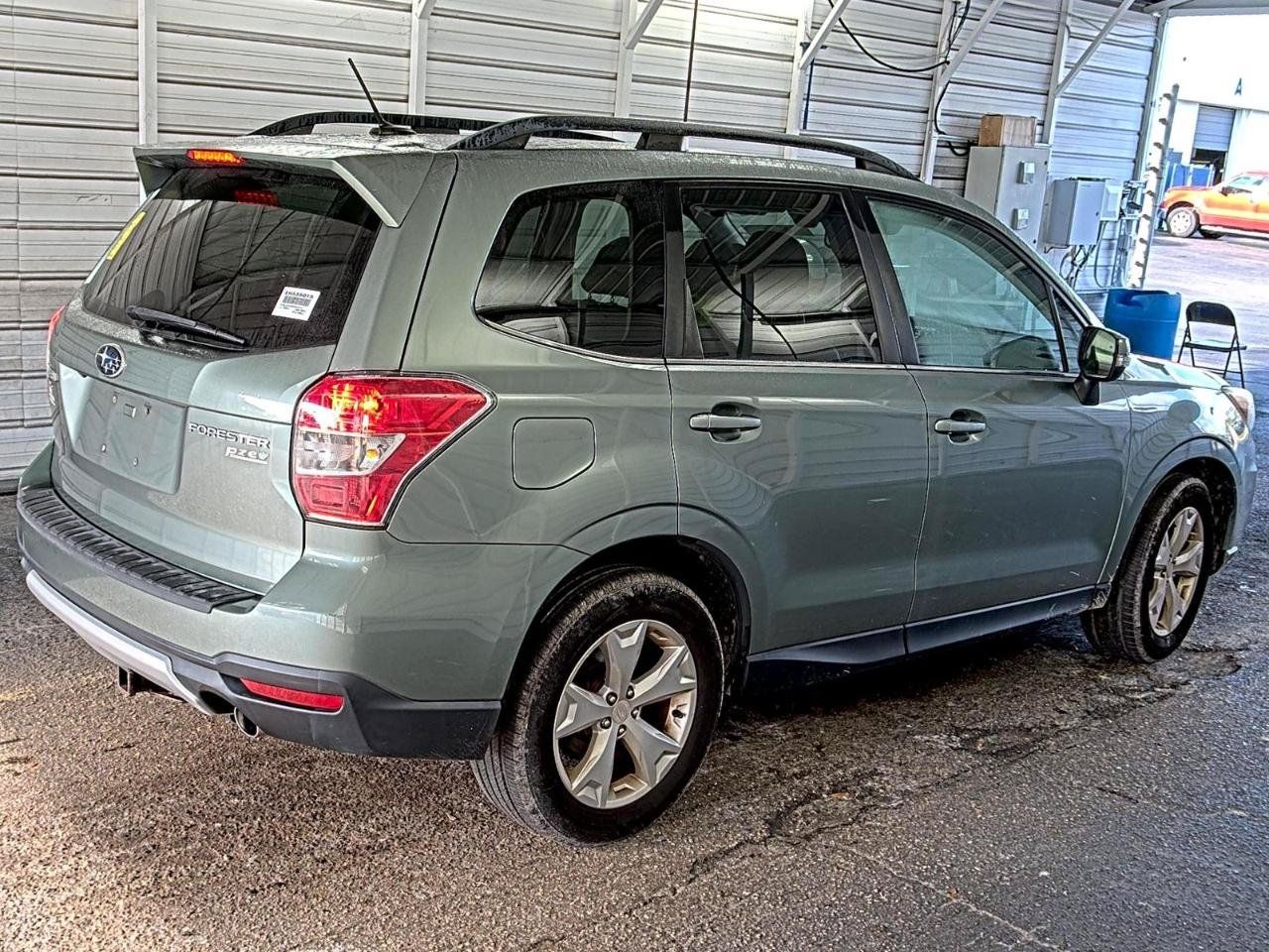 Used 2014 Subaru Forester 2.5i Touring AWD/4WD image 2