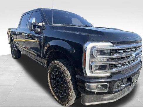 Used 2024 Ford F250 Platinum AWD/4WD image 12