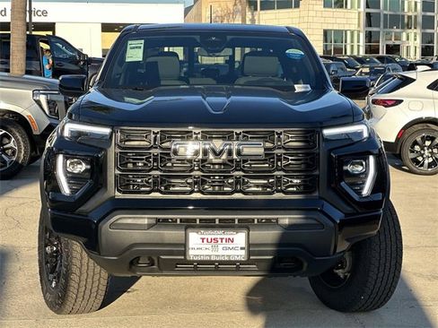 New 2026 GMC Canyon Elevation w/ LPO, Black Badging Package image 2