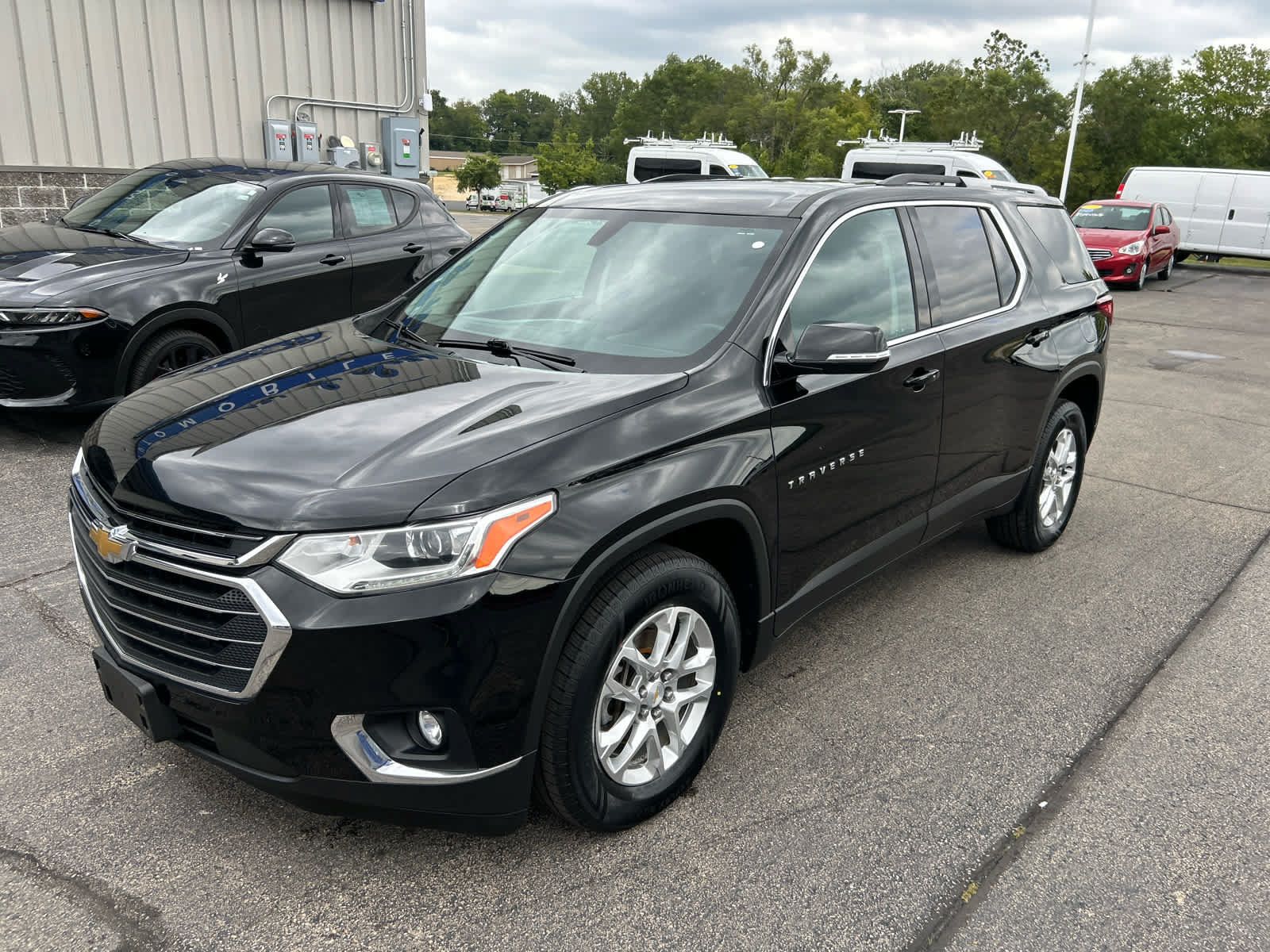 Used 2018 Chevrolet Traverse LT FWD image 7