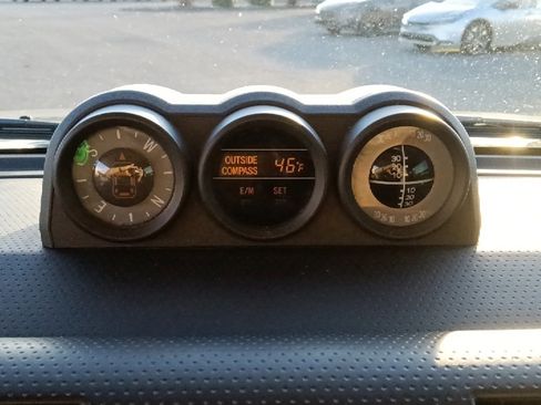 Used 2014 Toyota FJ Cruiser 4WD image 23