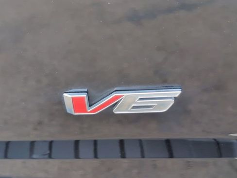 Used 2022 Chevrolet Colorado W/T w/ Custom Special Edition image 29