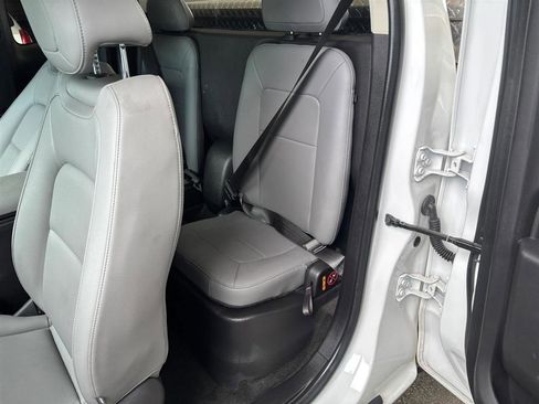 Used 2018 Chevrolet Colorado W/T RWD image 11
