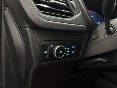 Used 2024 Ford Escape Platinum image 23