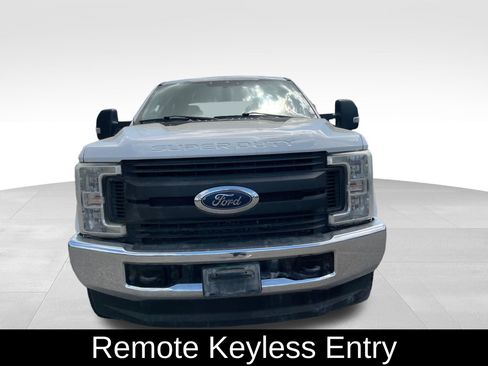 Used 2019 Ford F350 XL w/ Power Equipment Group image 2