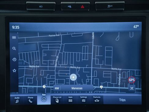 Certified 2023 Ford F150 Lariat w/ Equipment Group 502A High image 31