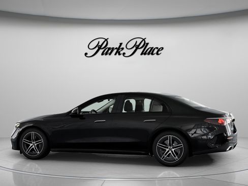 New 2026 Mercedes-Benz E 450 4MATIC Sedan image 11