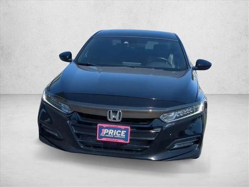 Used 2019 Honda Accord Sport image 3