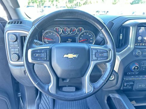 Used 2022 Chevrolet Silverado 1500 LTZ AWD/4WD image 18